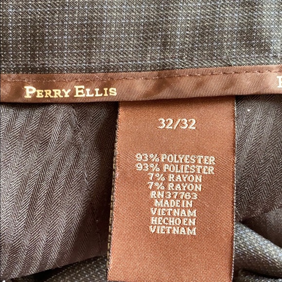 #152 Men’s dress slacks - Picture 4 of 4